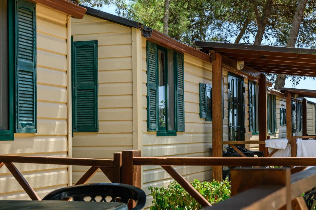 גאליאנו דל קאפו Camping Villaggio Santa Maria Di Leuca מראה חיצוני תמונה